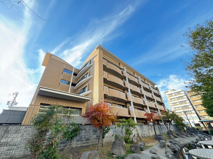 ルミエール東山の外観写真