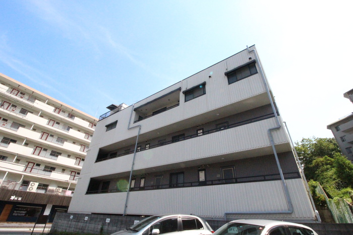 ライラックハウス