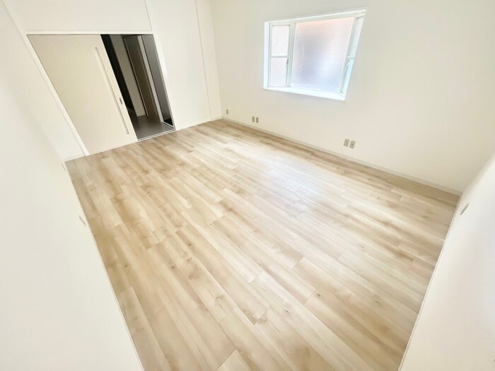 物件内観写真13　(居室)