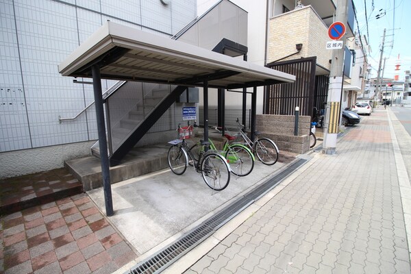駐輪場