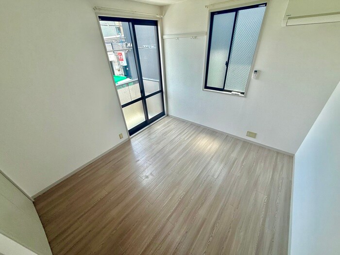 物件内観写真14　(居室)