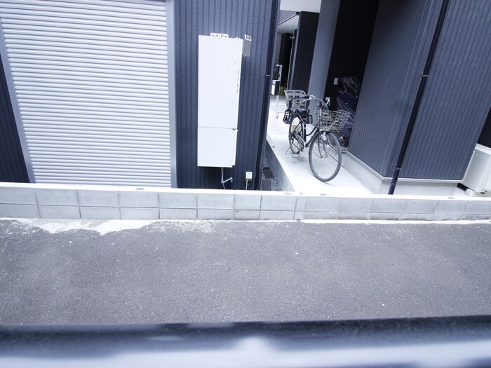 物件内観写真17　(室内からの展望)