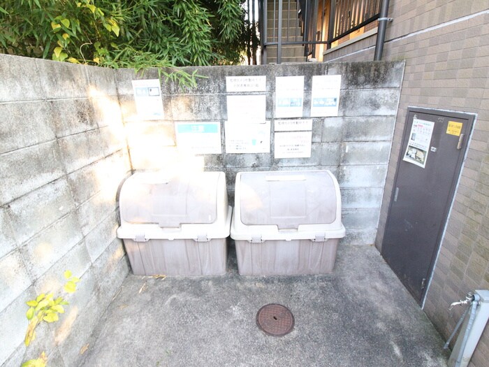 物件外観写真6　(建物設備)