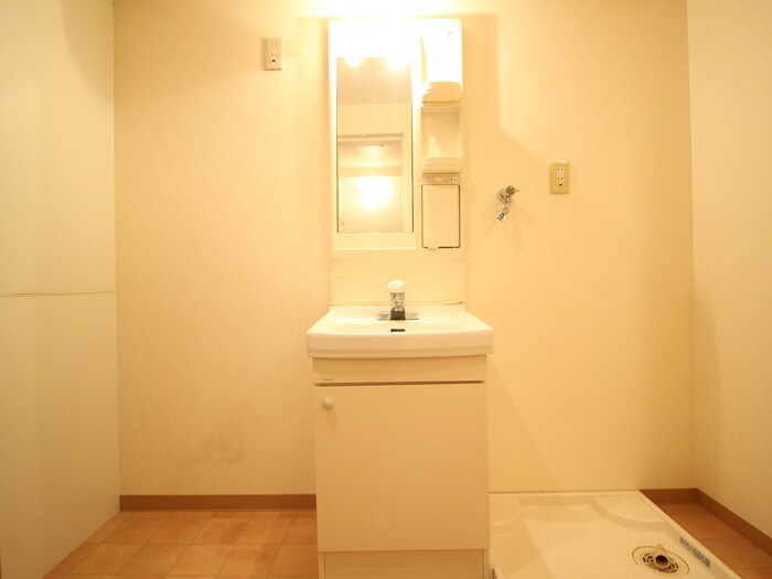 物件内観写真8　(洗面)