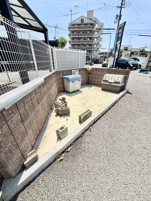 物件外観写真6　(建物設備)