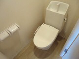 物件内観写真12　(トイレ)