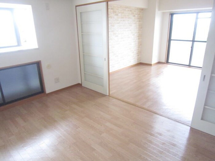 物件内観写真10　(内観写真)