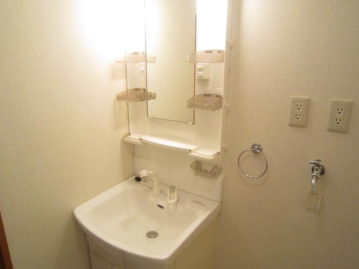 物件内観写真13　(洗面)