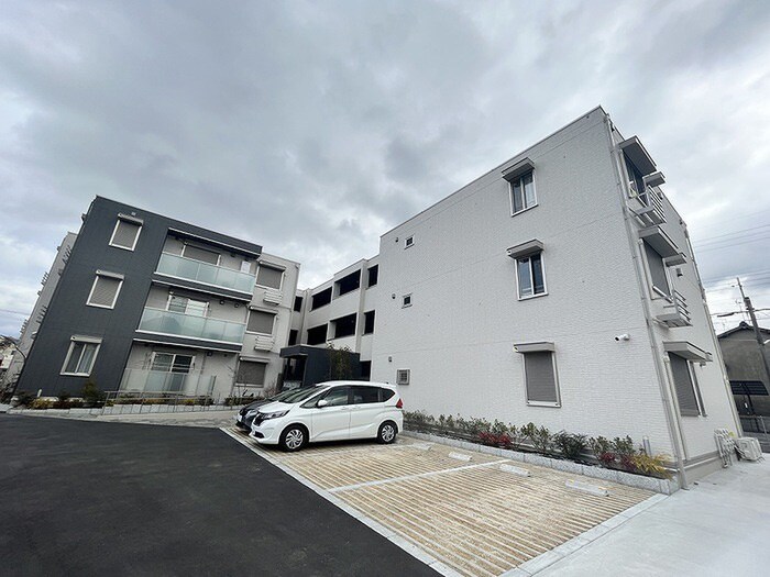 物件外観写真2　(外観写真)