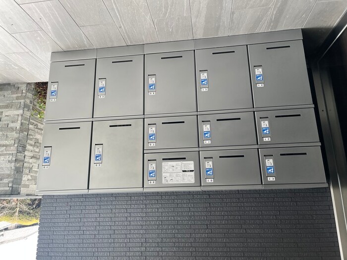 物件外観写真6　(建物設備)