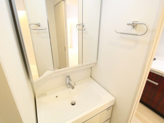 物件内観写真13　(洗面)