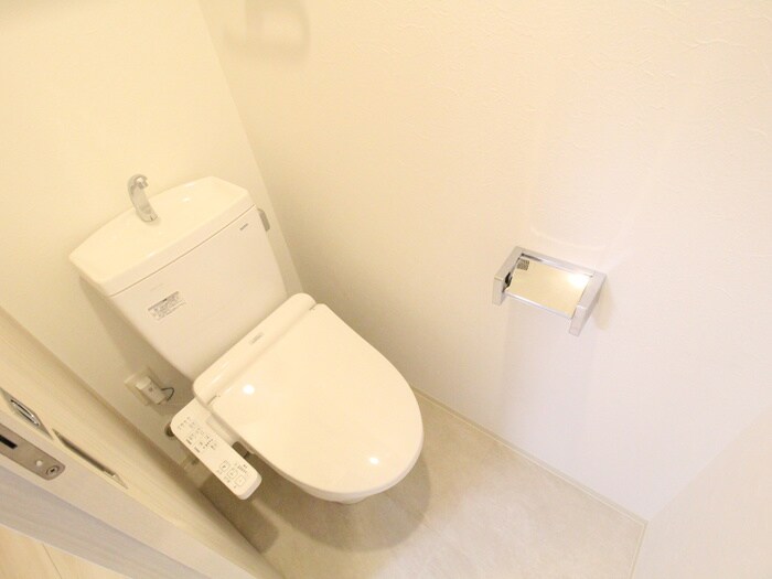 物件内観写真15　(トイレ)