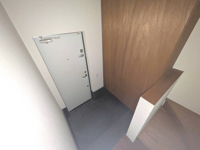 物件内観写真21　(玄関)
