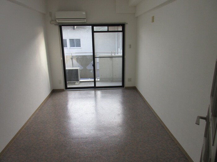 物件内観写真14　(居室)