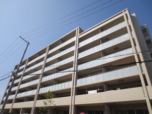 ｳｪﾘｽ千里山ﾋﾙｽﾞ（217）外観写真