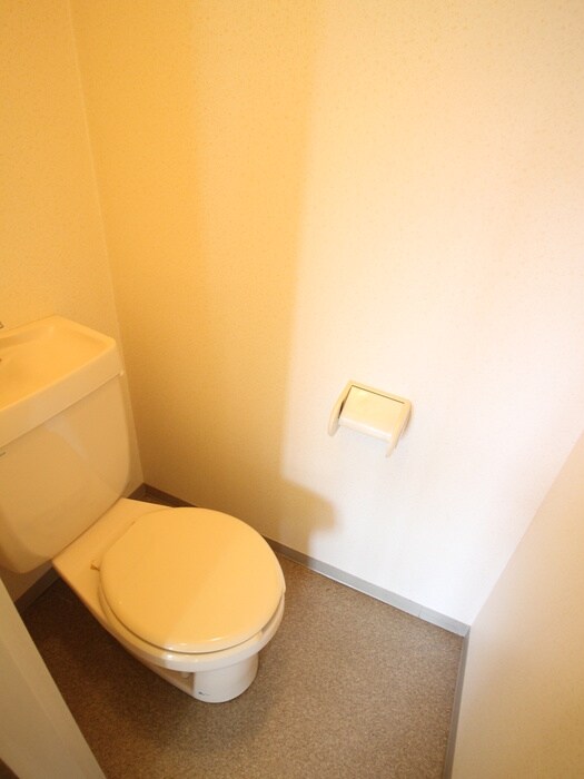 物件内観写真16　(トイレ)