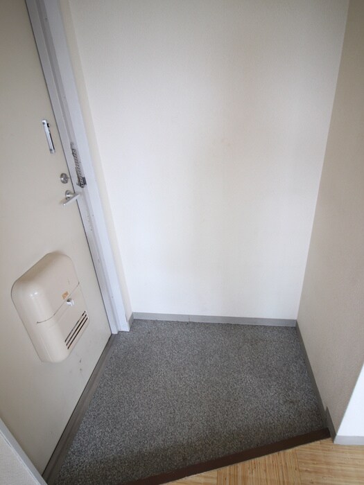 物件内観写真17　(玄関)