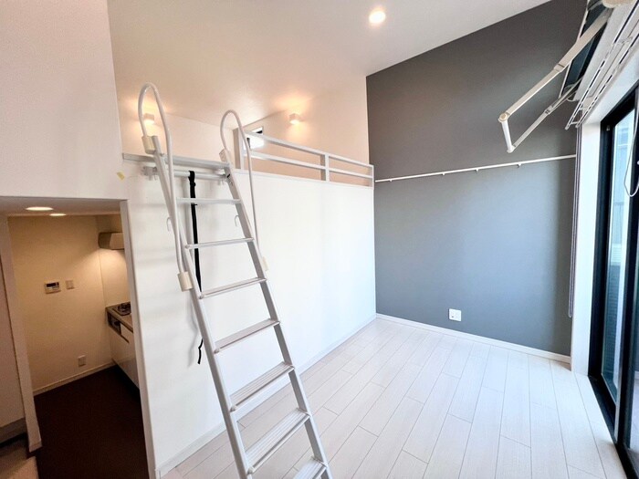 物件内観写真3　(居室)