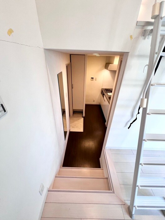 物件内観写真14　(廊下)