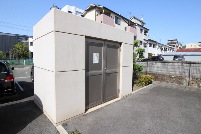 物件外観写真4　(建物設備)