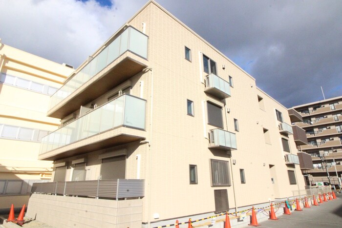 物件外観写真2　(外観写真)