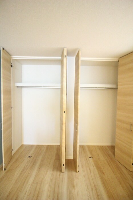 物件内観写真11　(収納)