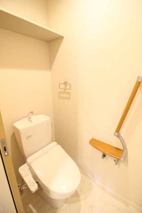 物件内観写真16　(トイレ)