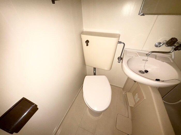 物件内観写真12　(トイレ)