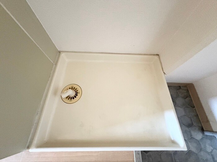 物件内観写真14　(洗濯機置場)