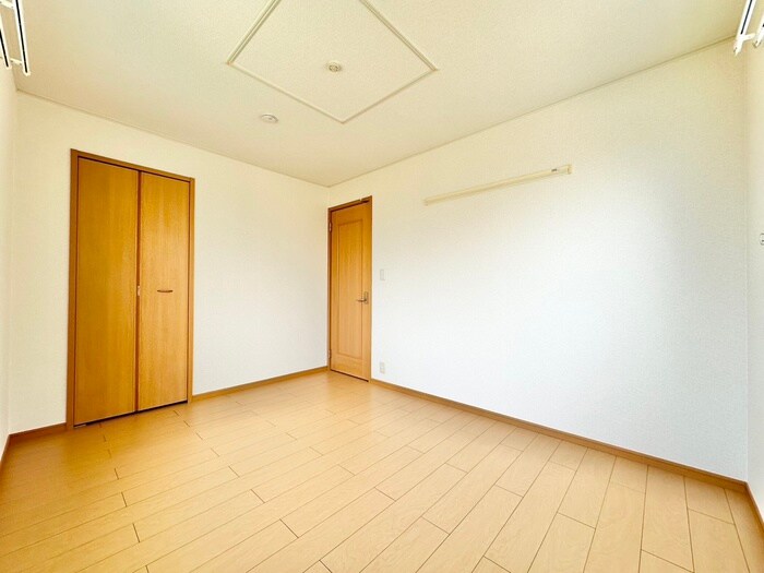 物件内観写真15　(居室)