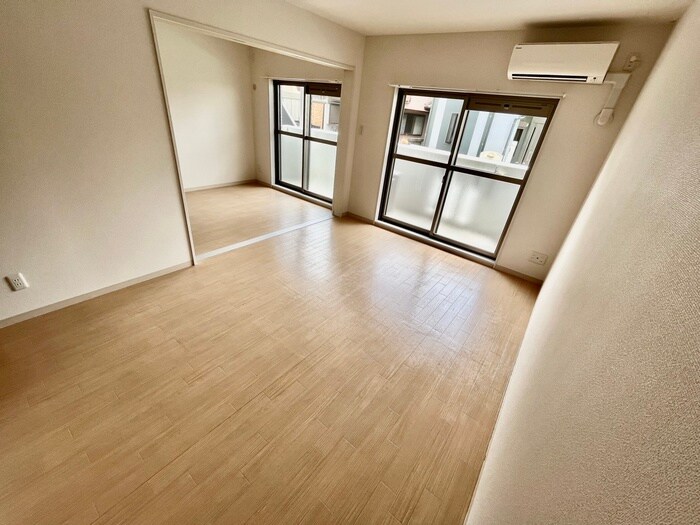 物件内観写真9　(居室)