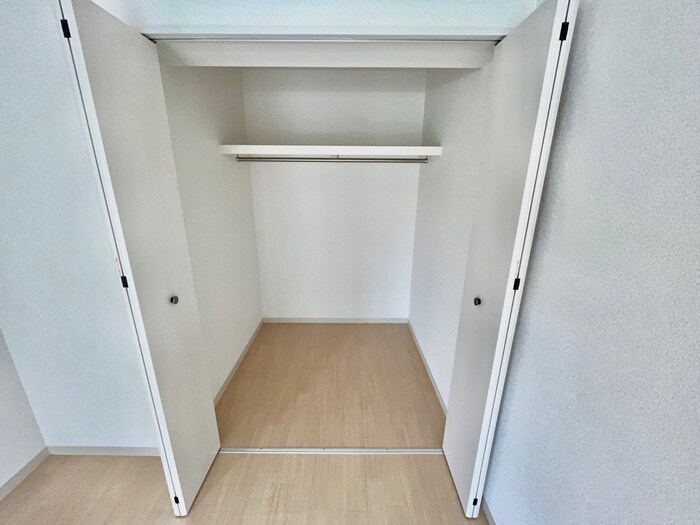 物件内観写真15　(収納)