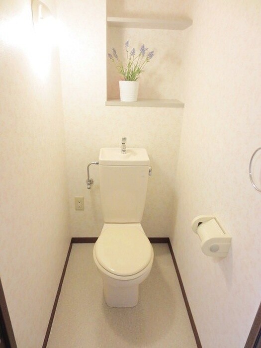 物件内観写真16　(トイレ)