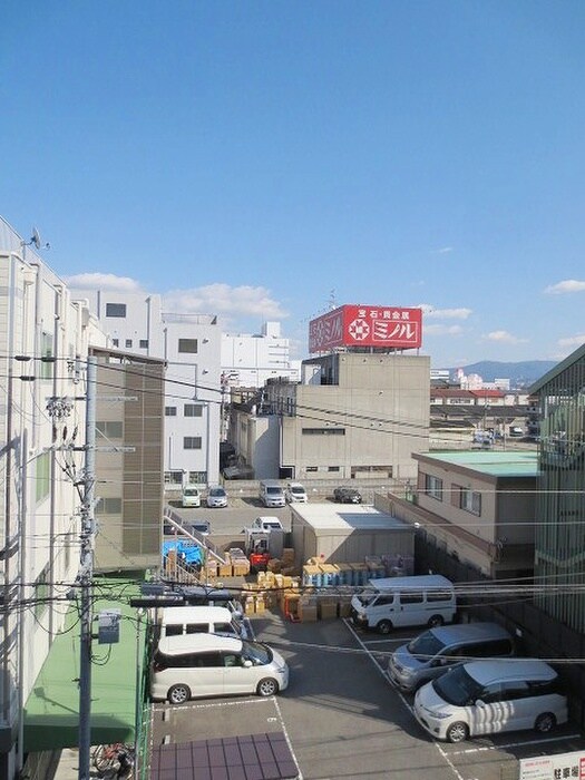 物件内観写真20　(室内からの展望)