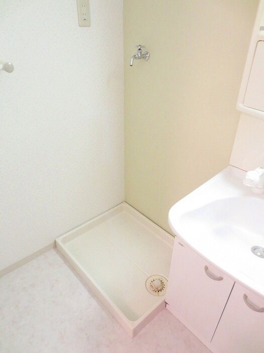 物件内観写真21　(洗濯機置場)