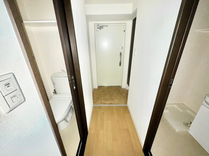 物件内観写真7　(廊下)