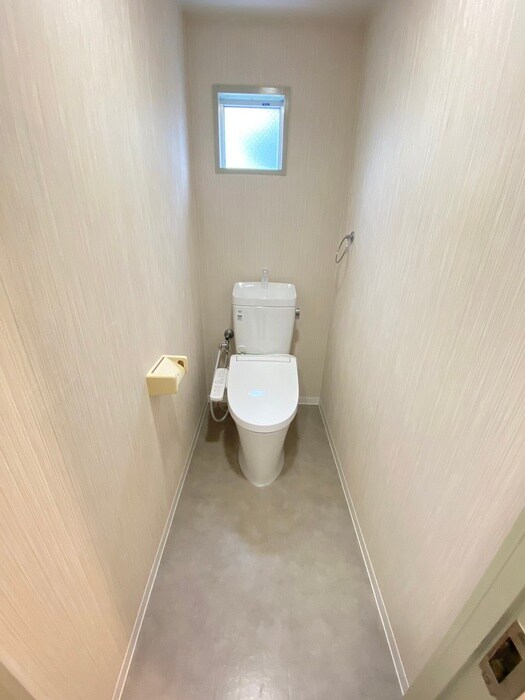 物件内観写真12　(トイレ)