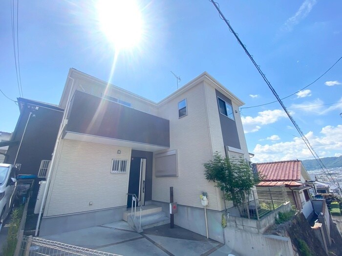 物件外観写真5　(外観写真)