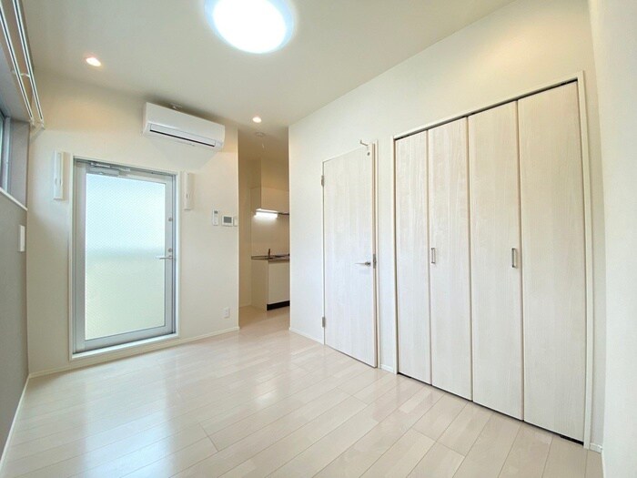 物件内観写真6　(居室)