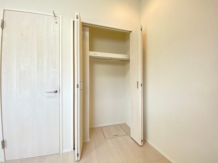 物件内観写真8　(収納)