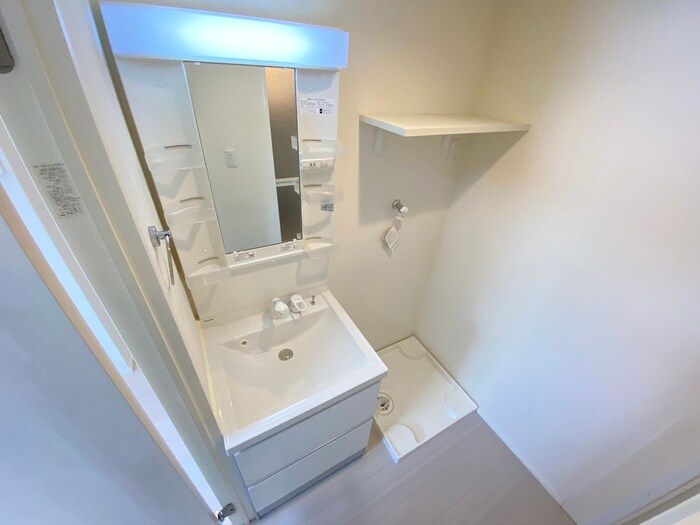 物件内観写真11　(洗面)