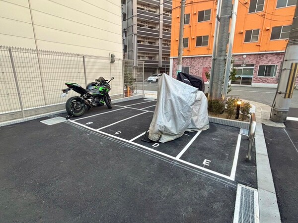 バイク置き場