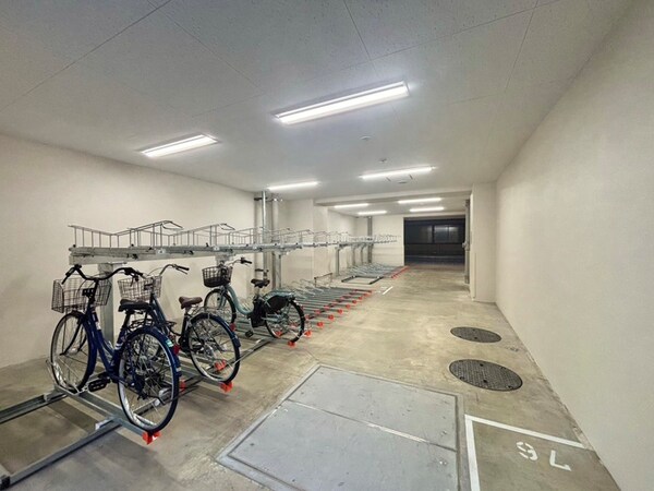 駐輪場