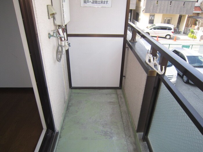 物件内観写真9　(ベランダ・バルコニー)