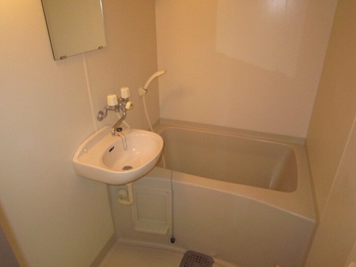 物件内観写真16　(バス／シャワールーム等)