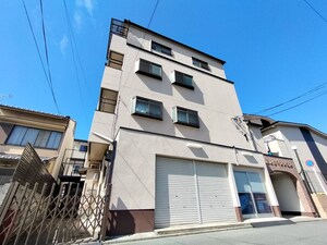 西京都マンション外観写真