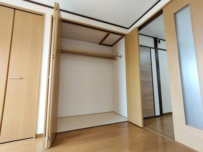 西京都マンションの収納