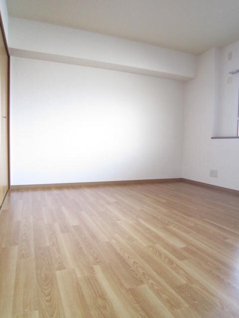 物件内観写真12　(居室)