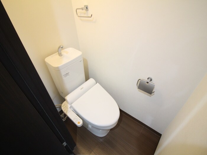 物件内観写真12　(トイレ)