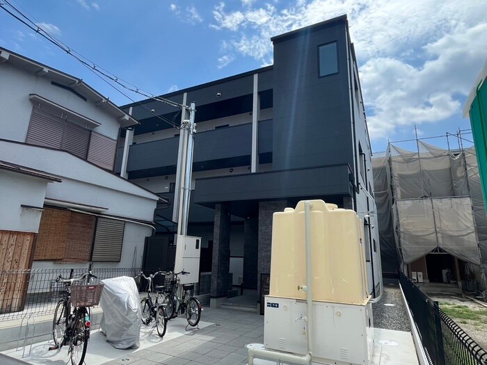 物件外観写真1　(外観写真)